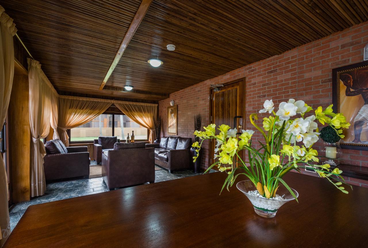 Maaha Beach Resort Anochi Extérieur photo