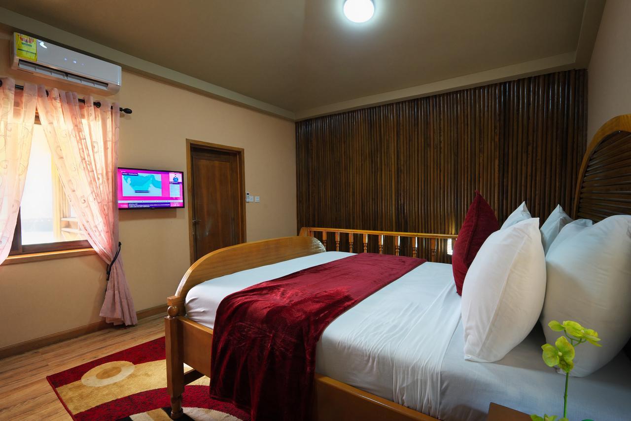 Maaha Beach Resort Anochi Extérieur photo