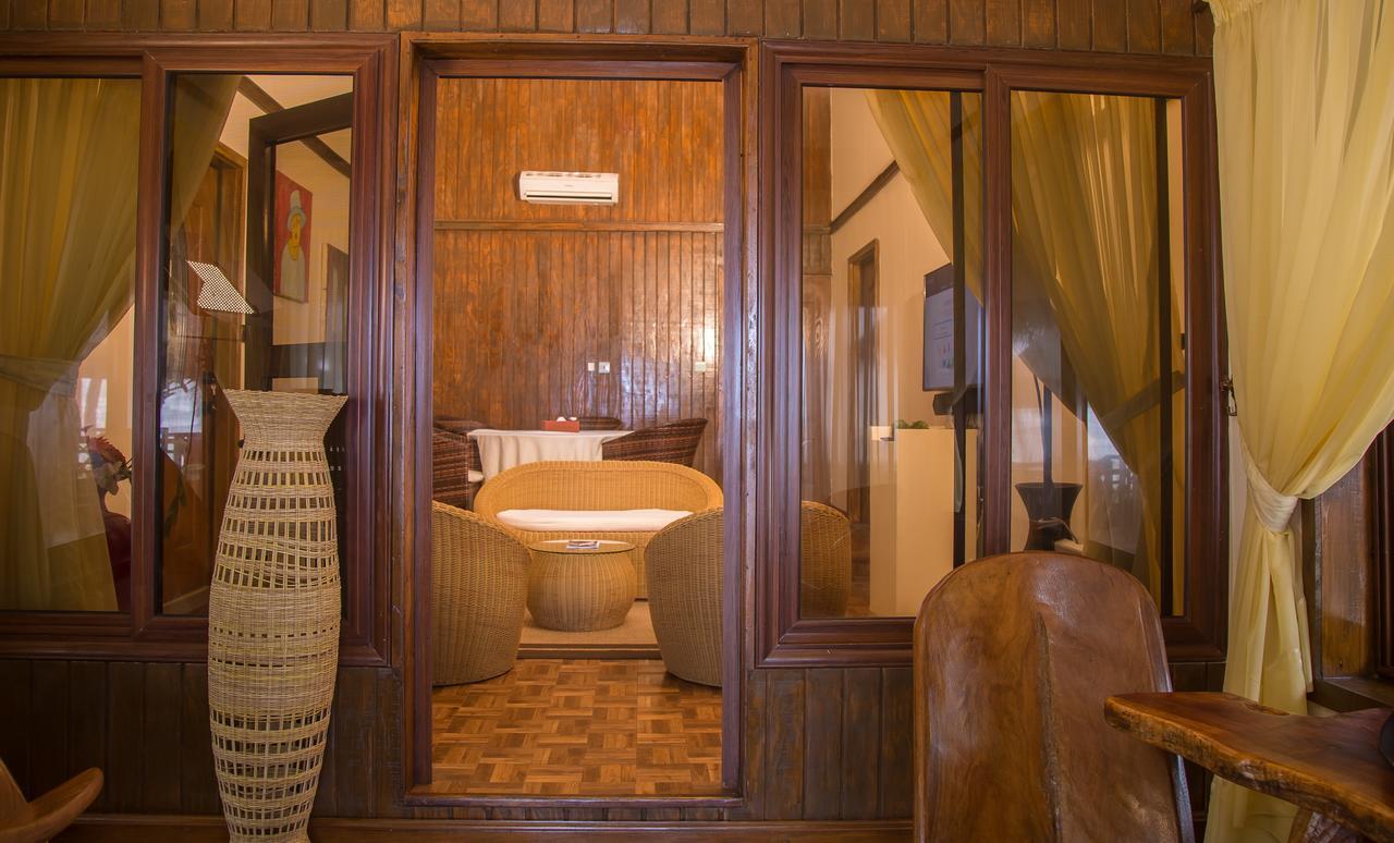 Maaha Beach Resort Anochi Extérieur photo