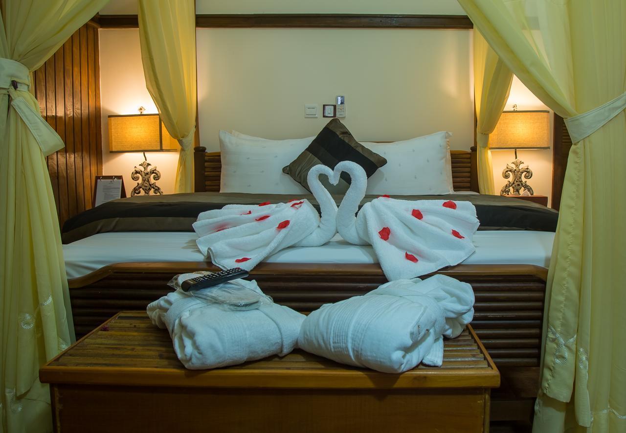 Maaha Beach Resort Anochi Extérieur photo