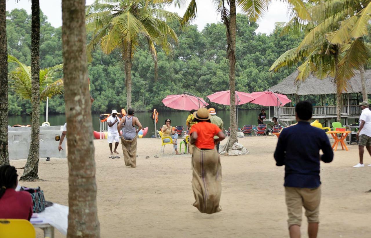 Maaha Beach Resort Anochi Extérieur photo